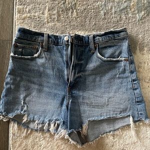 Abercrombie 90’s Relaxed Cut Off Shorts